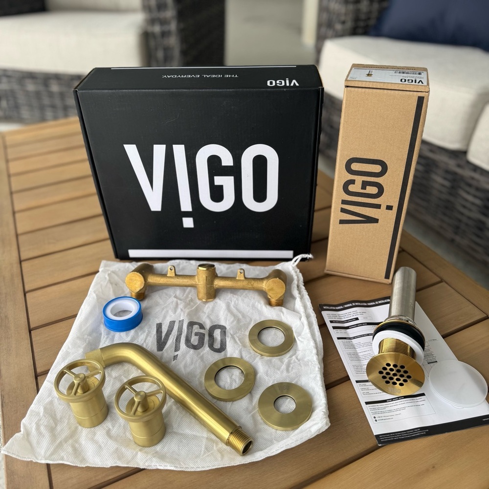 VIGO | Wall-mounted faucet + pop-up drain